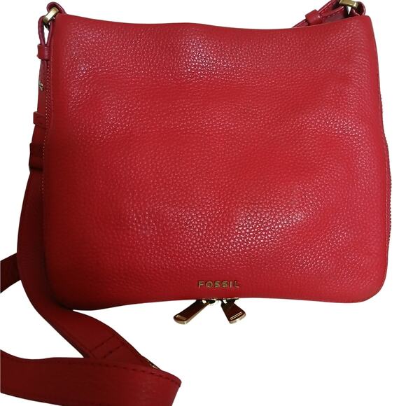 Fossil Pebbled Leather Expandable Crossbody Bag- Red - Picture 2 of 15